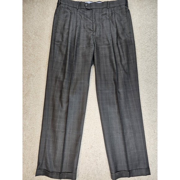 Roundtree & Yorke Other - Roundtree & Yorke Men's Dress Pants 38x30 Gray Windowpane Pleated Cuffed Hem